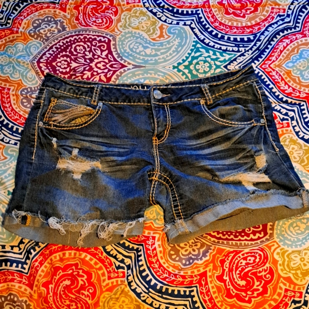 Rue 21 size 13/14 destructed jean shorts